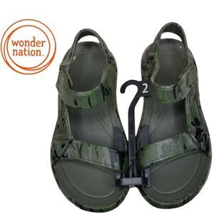 Wonder Nation Camoflage Beach Sport Sandals Boys Size 2